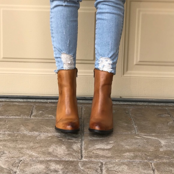 Cognac Cow Hide Leather Woven Side Boho Boots - Picture 4 of 8